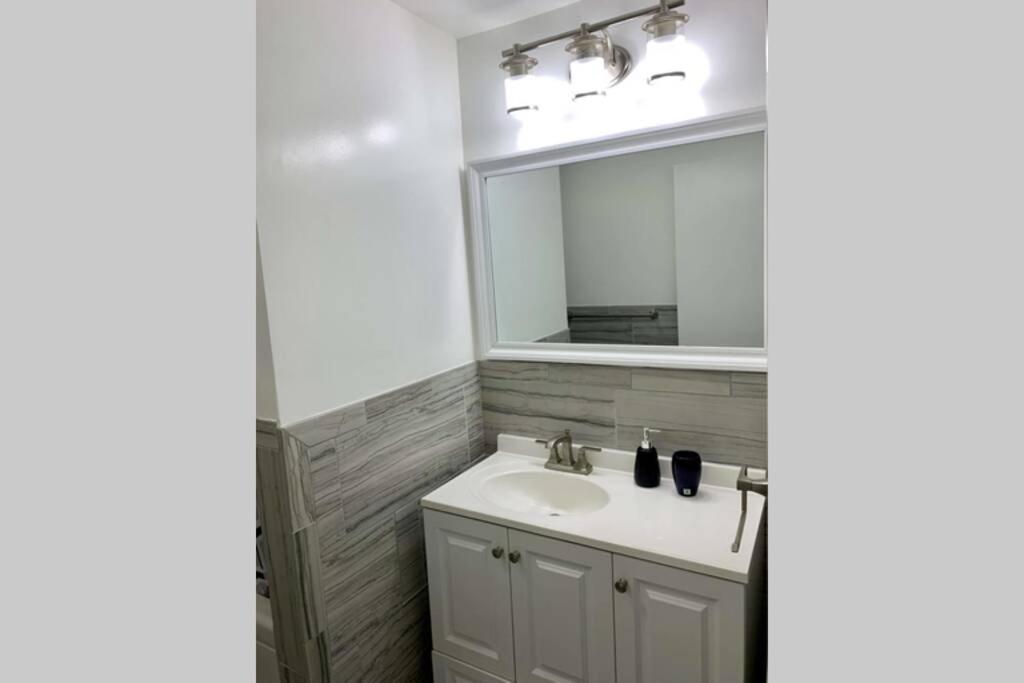 Holiday home Large 7br,4ba, Short Walk To