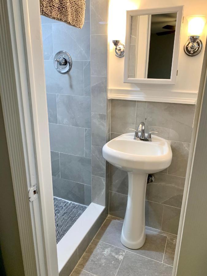 Large 7br,4ba, Short Walk To Holiday home