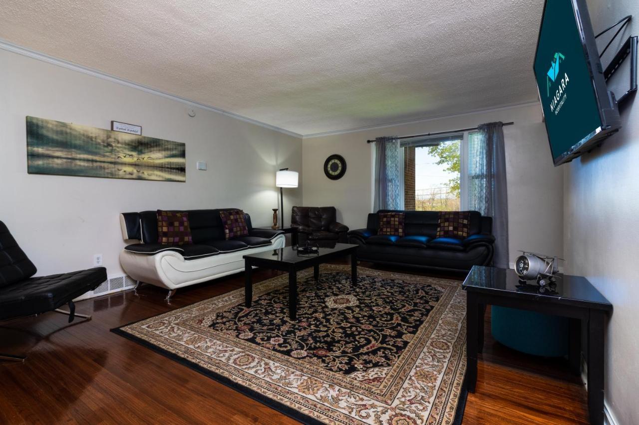 Holiday home Large 7br,4ba, Short Walk To Niagara Falls