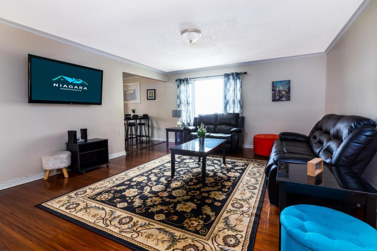 Holiday home Large 7br,4ba, Short Walk To Niagara Falls