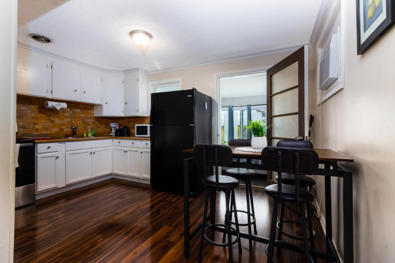 Large 7br,4ba, Short Walk To Niagara Falls