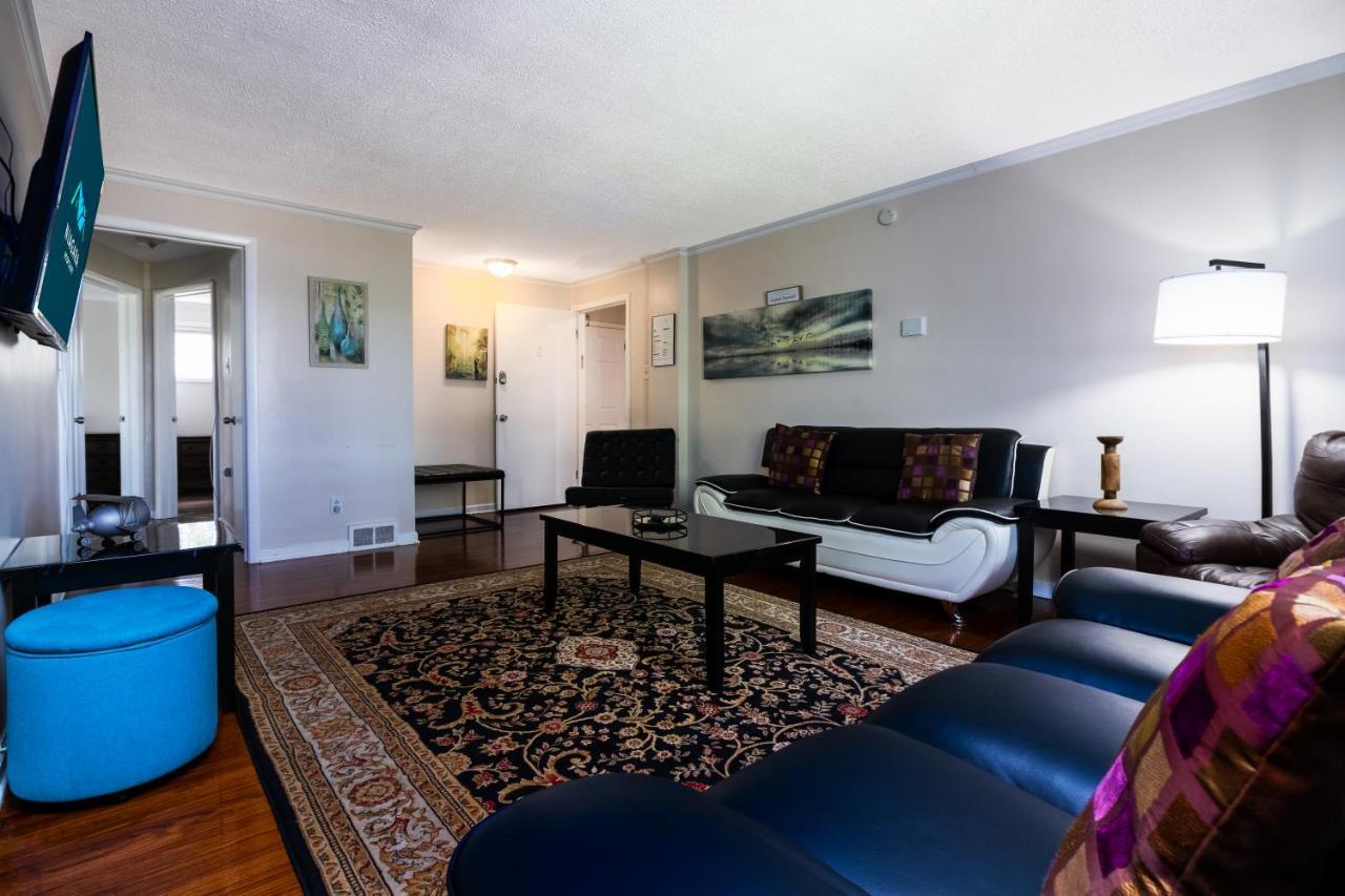Holiday home Large 7br,4ba, Short Walk To Niagara Falls