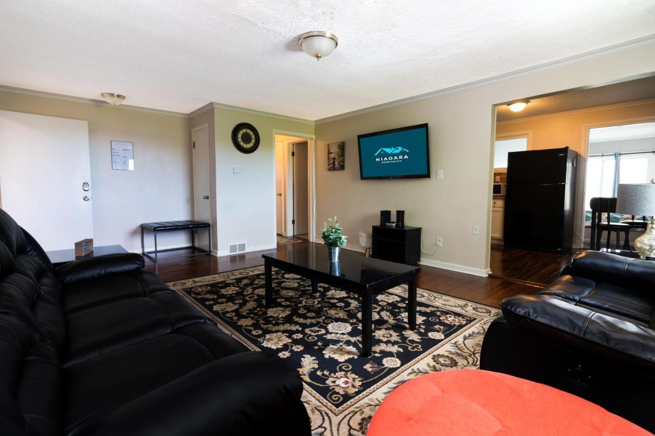 Large 7br,4ba, Short Walk To *